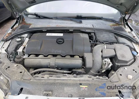 2012 Volvo Xc70 3.2 Premier z USA, uszkodzony, nr VIN YV4952BL4C1122951